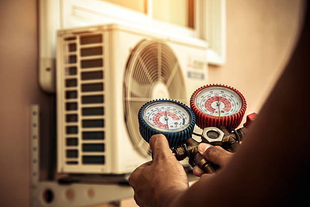 Professional Hvac Installation technician working in Shapleigh, ME